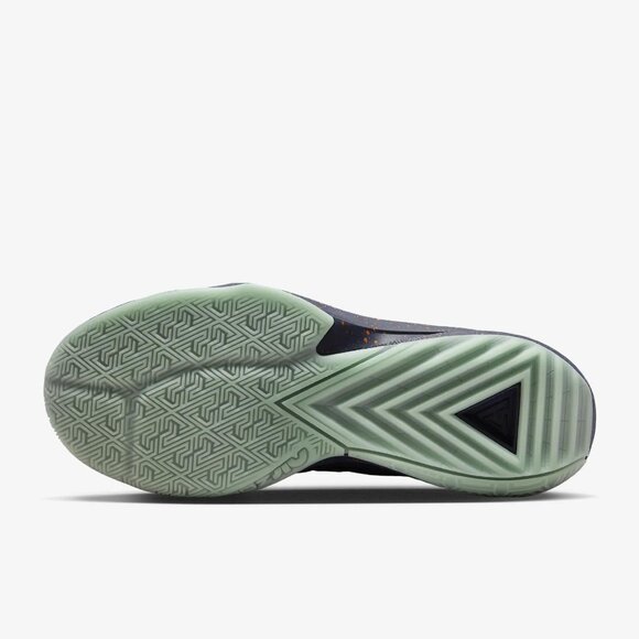 NWT Nike Zoom Freak 5 Basketball Shoes - Picture 4 of 9